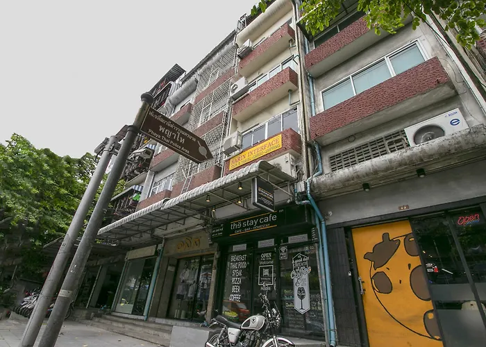 Oyo 1158 Thestaycafe Hotel Bangkok